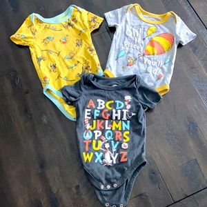 Dr. Seuss 3 pack onesies!
